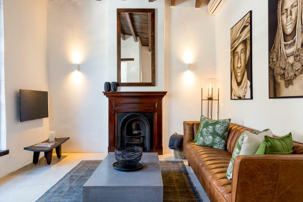 Central Cape Town, Stylish Home, With Private Courtyard מראה חיצוני תמונה